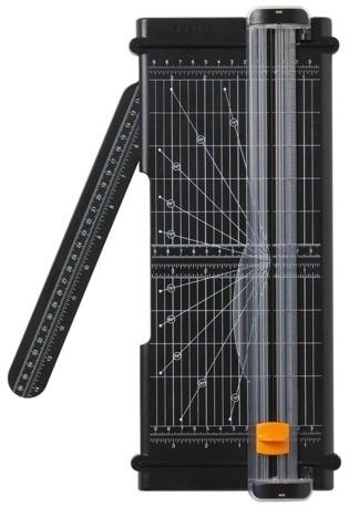 Fiskars SureCut papírvágó A4, újrahasznosított termék fő termékképe